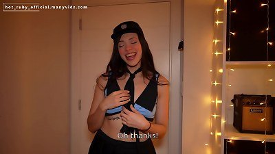 My neighbor pulverizes muy arse in Halloween and my boyfriend doesn't know