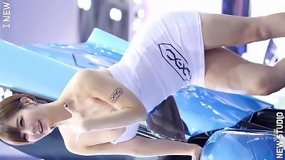 公众号【是小喵啦】韩国车展短发气质模特的神仙颜值，完美身材