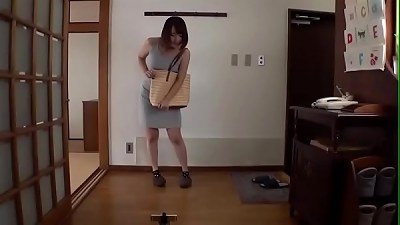 Surprise gift for wife Kanna Misaki