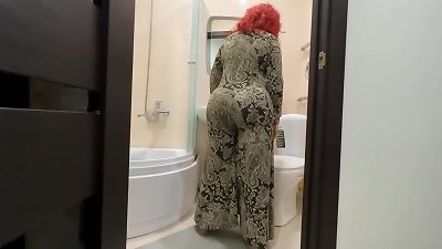 He hoisted his skirt and tucked a penis in elderly buttfuck