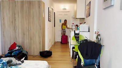 At the reception they were wrong to give me the keys and I completed up being fucked by a stranger