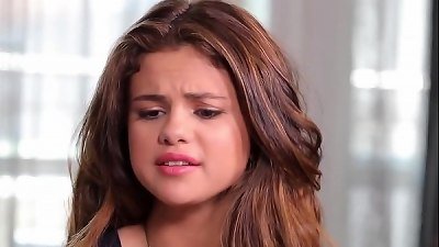 Selena Gomez wanking
