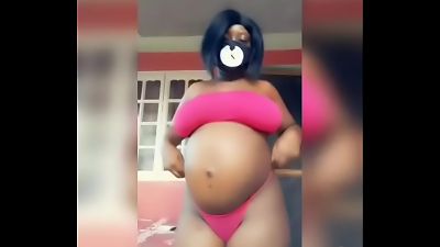 magnificent and preggo