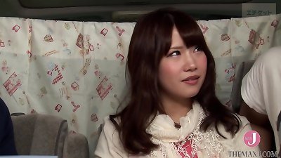 She rides up to me and says, "I already want to insert it inside me," but I'm not wearing a condom! It's a raw cowgirl position. "It's okay," said Mako-sensei, does your textbook say that moist cowgirl posture is okay? -