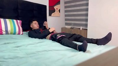 While I was masturbating, she gargled me off