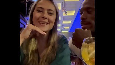 NEG&Atilde;O pummels THE MARRIED WOMAN. WHO CALLED THE CUCKOLD, IN THE MIDDLE OF THE action / THE black CAT KING OF COUPLES CUCLOUD cheating / full video XVIDEORED OR SHEER link IN THE PROFILE BANNER / SUBSCRIBE TO THE PROFILE