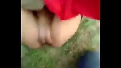 Desi damsel sex with lover in forest