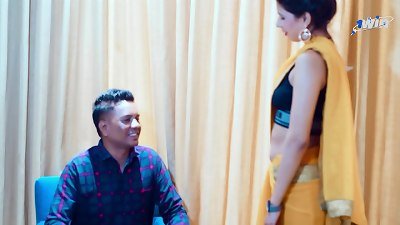 A stunning girl learns a bang-out lesson from her teacher "How to Do Sex"