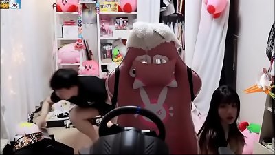 asian streamer addielyn9 nude accidental yank