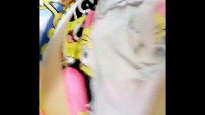 GORDITA PIERDE LA VERGUENZA DE HACER PORNO!! ELLA INICIA CON SUS PRIMEROS video MOSTRANDO SU CUERPO DESNUDA Y PROMETE IR AL GYM PARA PONERSE stunning