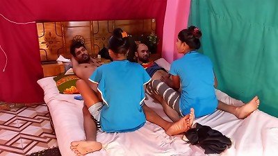 fortunate guy banging two teenagers and two dudes fourway penetrates