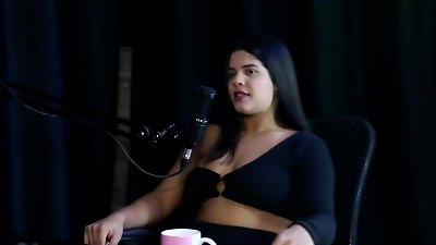 She was invited to be his wife, she prefers to live alone, her family has always accepted, and the fetish... - Val Mineirinha (SHEER/RED)