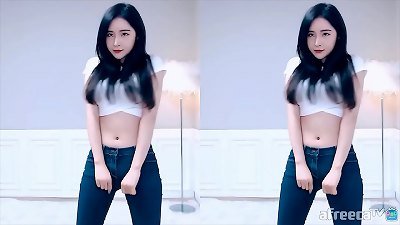 å…¬ä¼—å·ã€æ˜¯å°å–µå•¦ã€‘éŸ©å›½ç´§èº«ç‰›ä»”ç¾Žè‡€æ€§æ„Ÿè¯±æƒ‘å¥³ä¸»æ’­